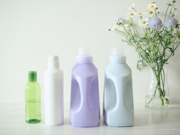 iWASHの界面活性剤フリーの強アルカリ電解テクノロジーと頑固な汚れを秒速で分解する圧倒的洗浄メカニズムの物語